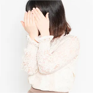 顔を隠す写真